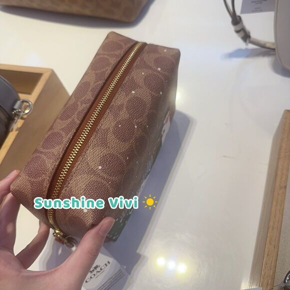 NWT Limited COACH Rexy and Snowman Cosmetic Pouch Case CY304 - Picture 10 of 10